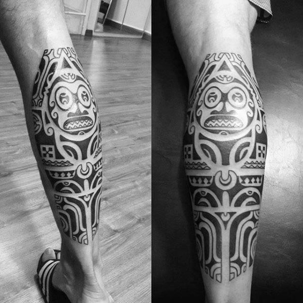 tatuaje polinesio pierna para hombre 32