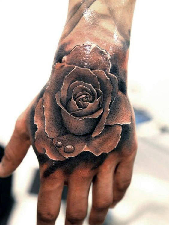 tatuaje rosa real para hombre 07