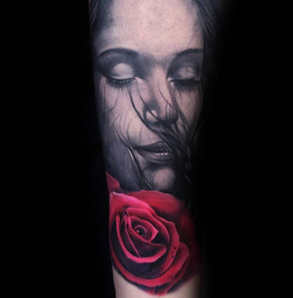 tatuaje rosa real para hombre 08