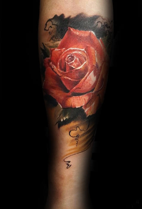tatuaje rosa real para hombre 10