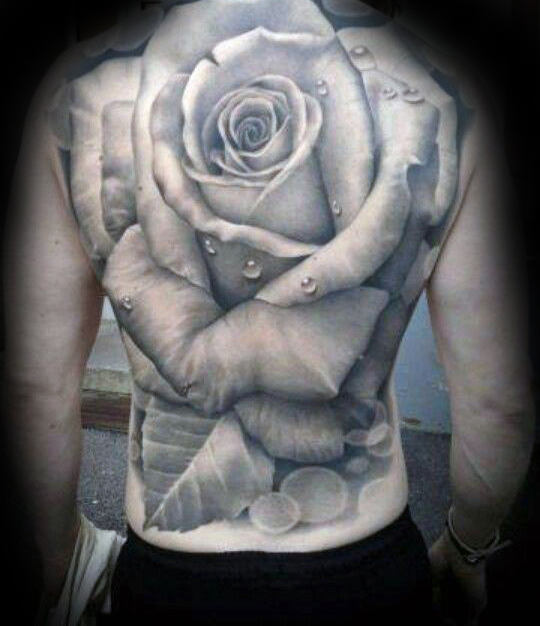 tatuaje rosa real para hombre 14
