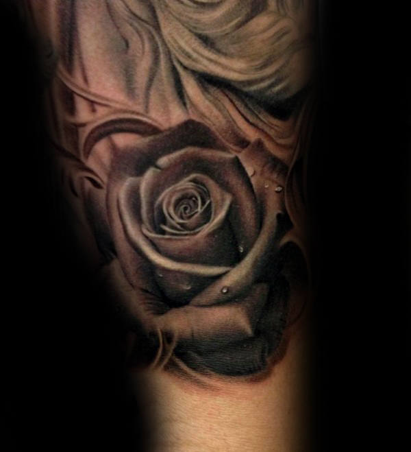 tatuaje rosa real para hombre 19