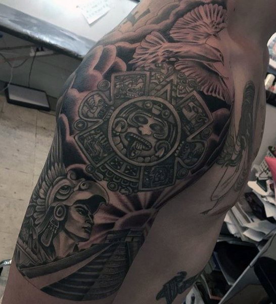 tatuaje azteca para hombre 06