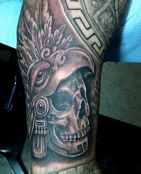 tatuaje azteca para hombre 14