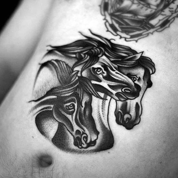 tatuaje caballo para hombre 09