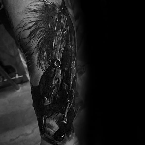 tatuaje caballo para hombre 17