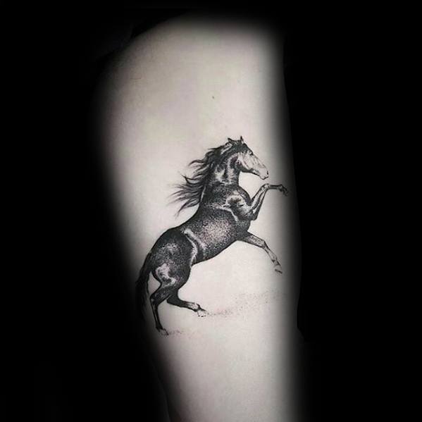 tatuaje caballo para hombre 22
