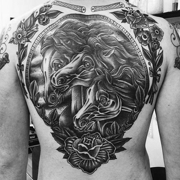 tatuaje caballo para hombre 26