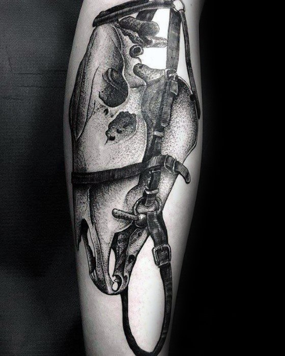 tatuaje caballo para hombre 36