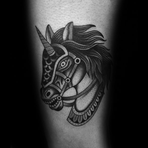 tatuaje caballo para hombre 53