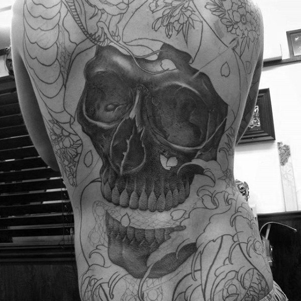 tatuaje calavera craneo japones para hombre 05