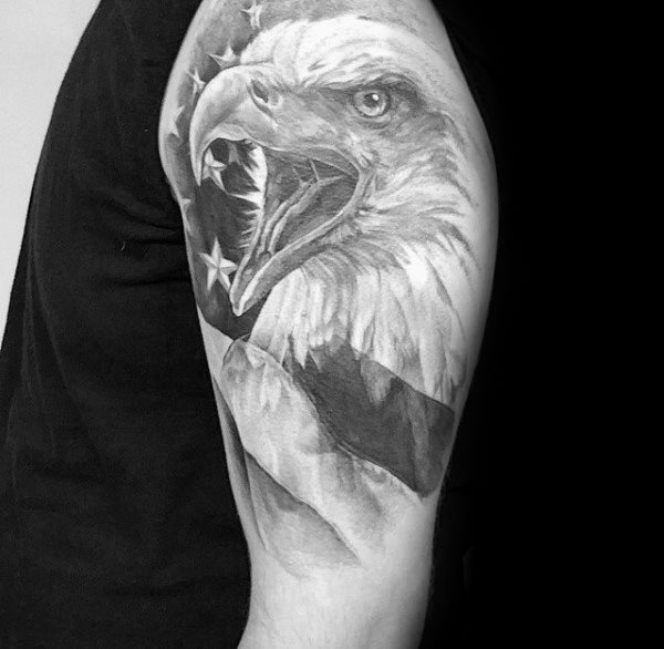 tatuaje genial aguila para hombre 20