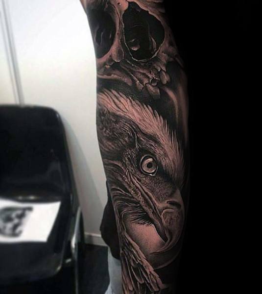tatuaje genial aguila para hombre 22