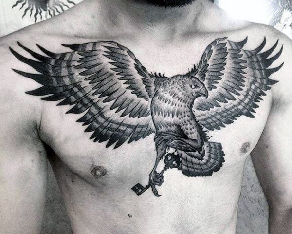 tatuaje genial aguila para hombre 31