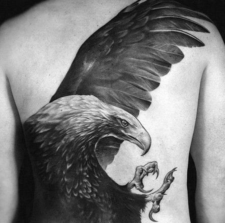 tatuaje genial aguila para hombre 44