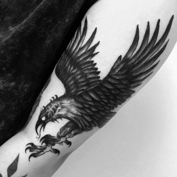 tatuaje genial aguila para hombre 46