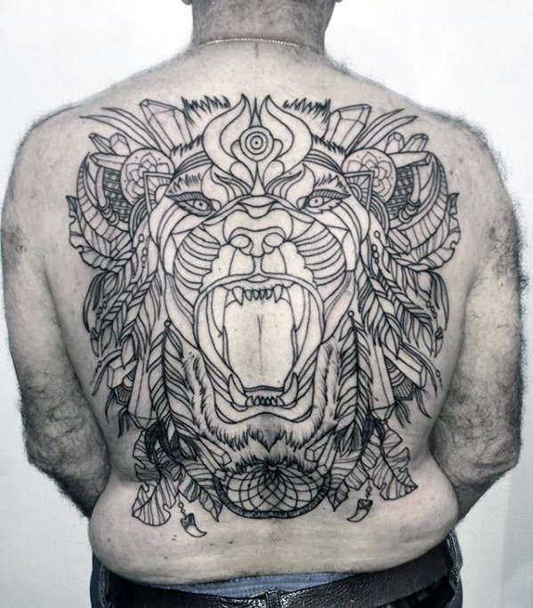 tatuaje genial espalda para hombre 20
