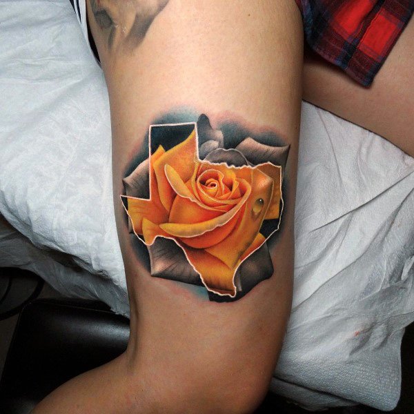 tatuaje genial rosas para hombre 19