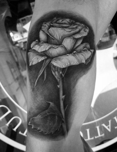 tatuaje genial rosas para hombre 32