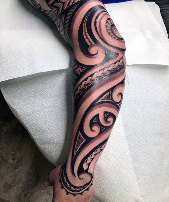 tatuaje genial tribal para hombre 21