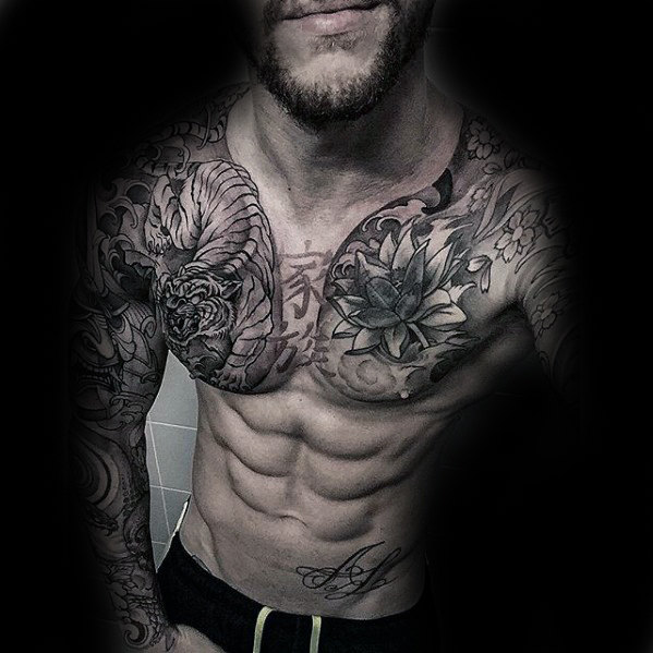tatuaje japones pecho para hombre 06