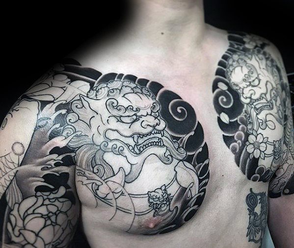 tatuaje japones pecho para hombre 13