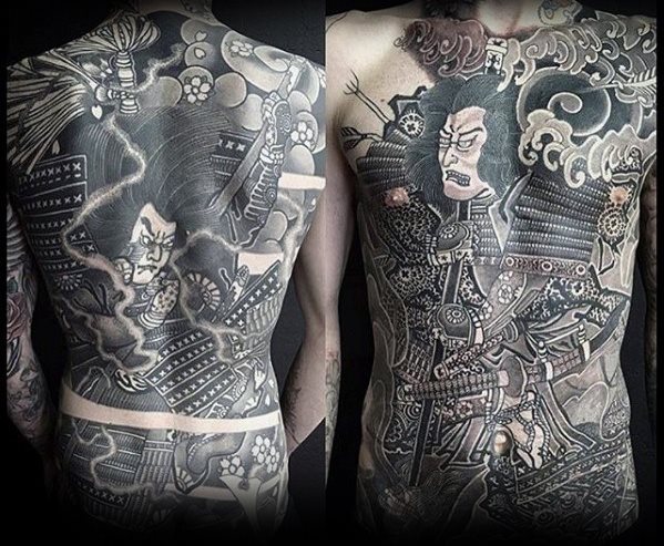 tatuaje japones pecho para hombre 15