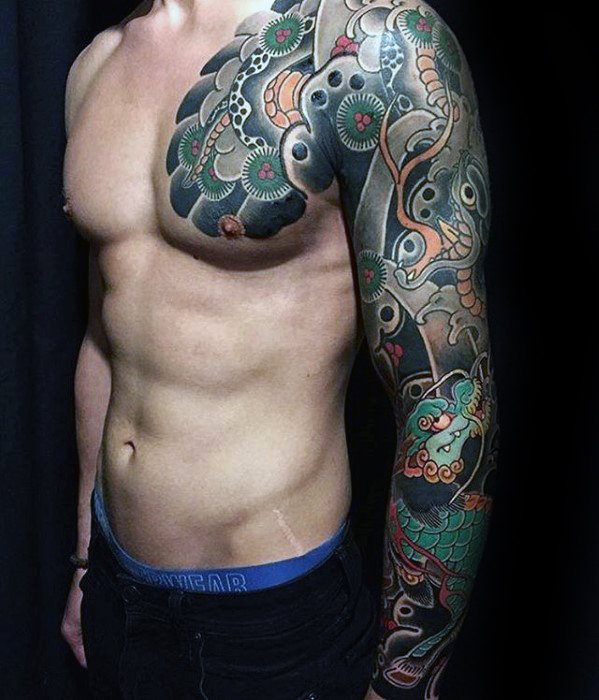 tatuaje japones pecho para hombre 17