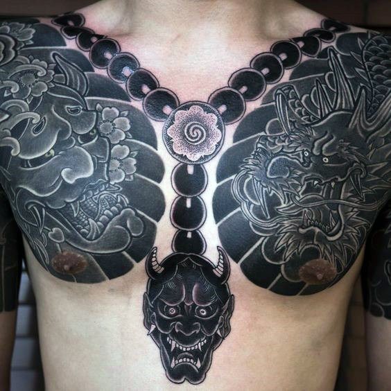 tatuaje japones pecho para hombre 46
