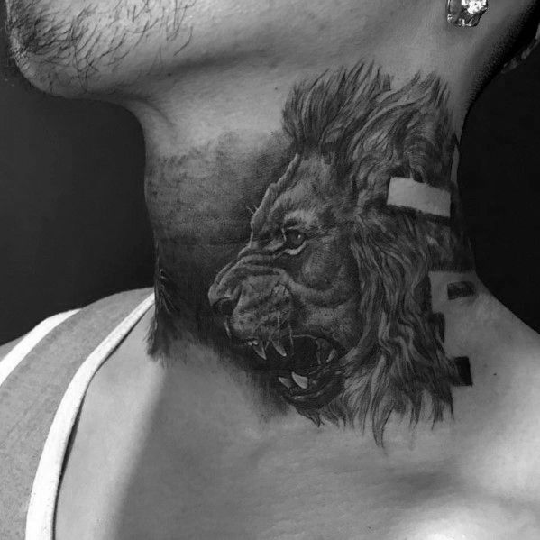 tatuaje leon cuello para hombre 01