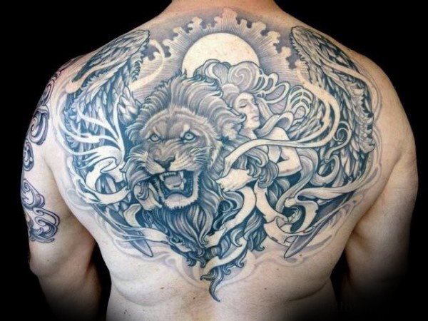 tatuaje leon espalda para hombre 08