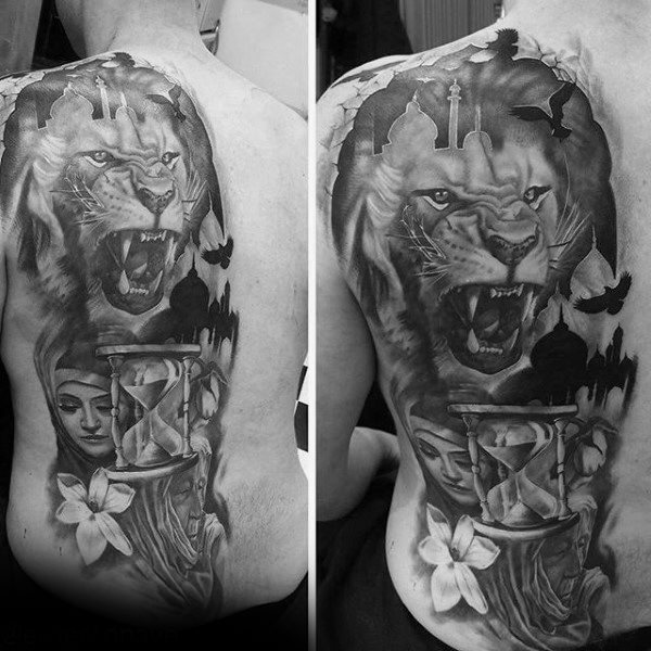 tatuaje leon espalda para hombre 16