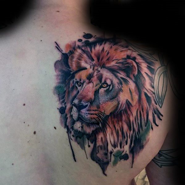 tatuaje leon hombro para hombre 42