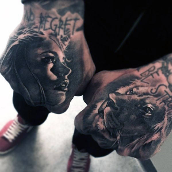 tatuaje leon mano para hombre 12