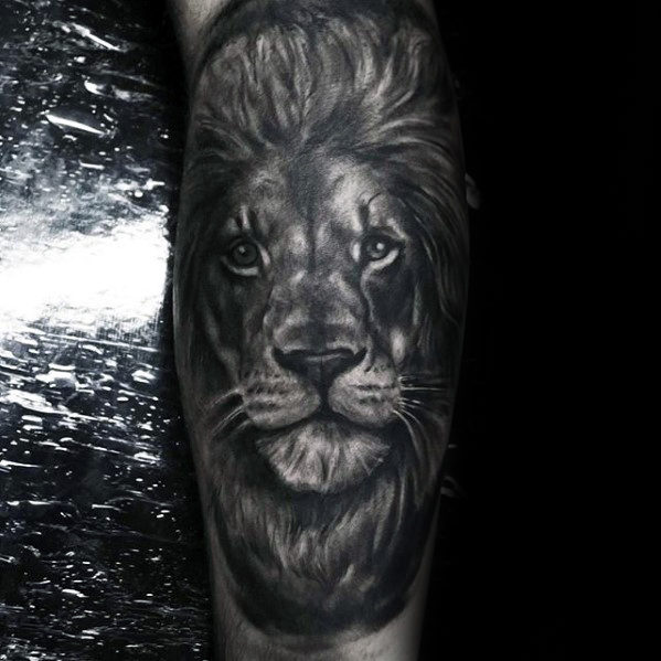 tatuaje leon pierna para hombre 09