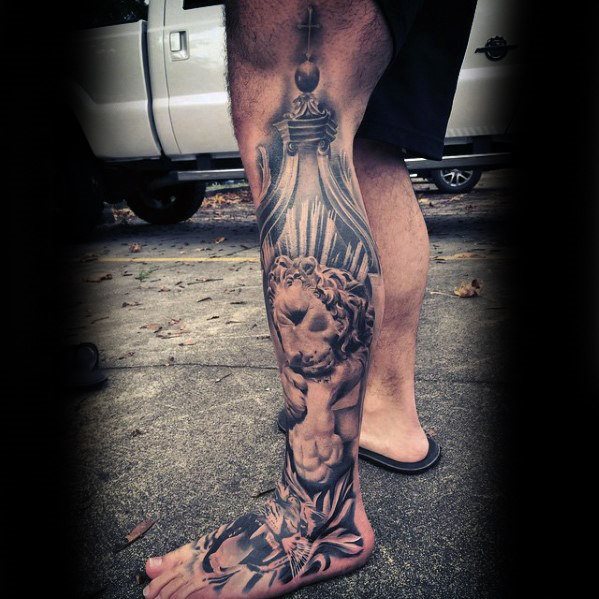 tatuaje leon pierna para hombre 11