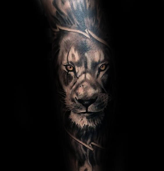tatuaje leon pierna para hombre 19