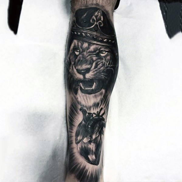 tatuaje leon pierna para hombre 27