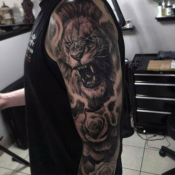 tatuaje manga leon para hombre 12