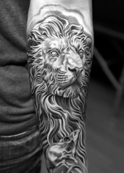 tatuaje manga leon para hombre 26