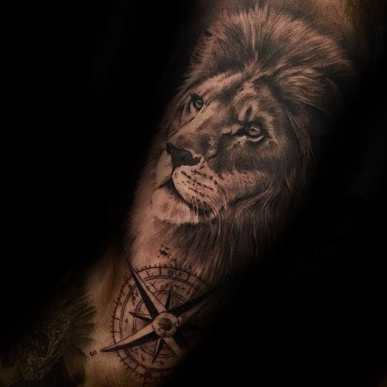 tatuaje manga leon para hombre 31