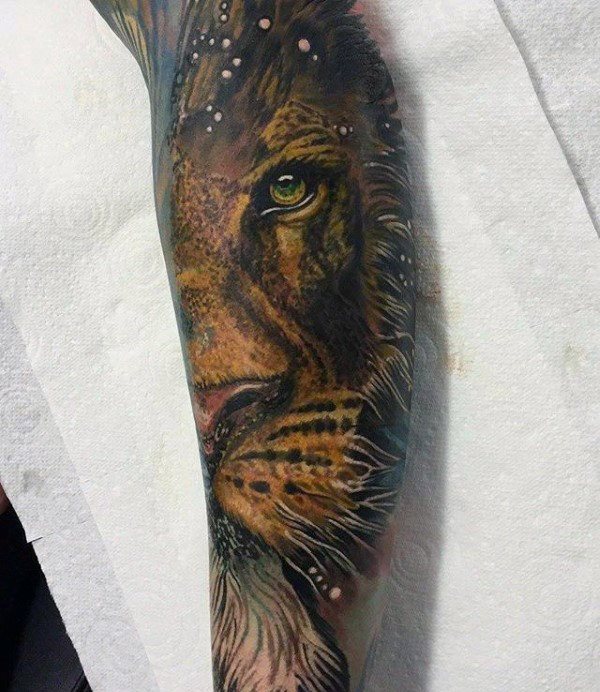tatuaje manga leon para hombre 48