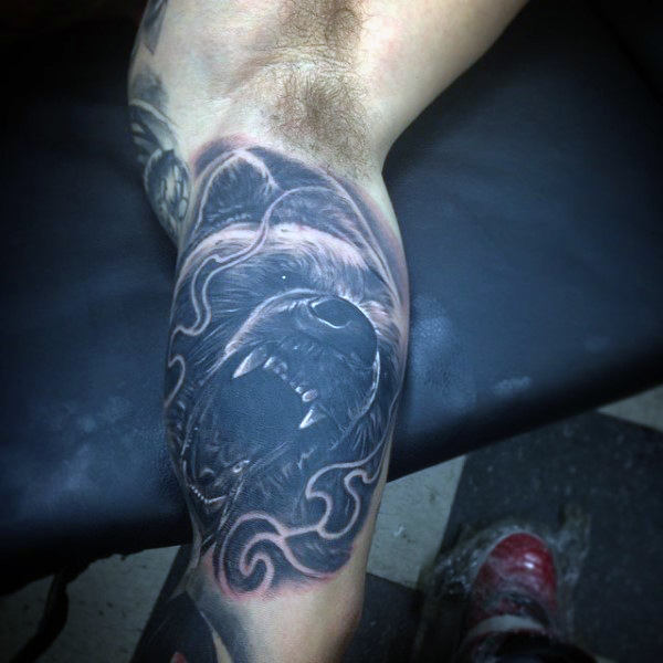 tatuaje oso para hombre 24
