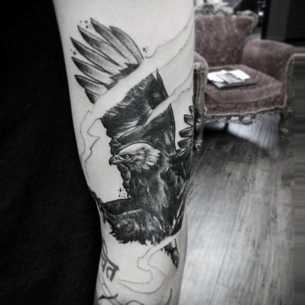tatuaje pajaro para hombre 38