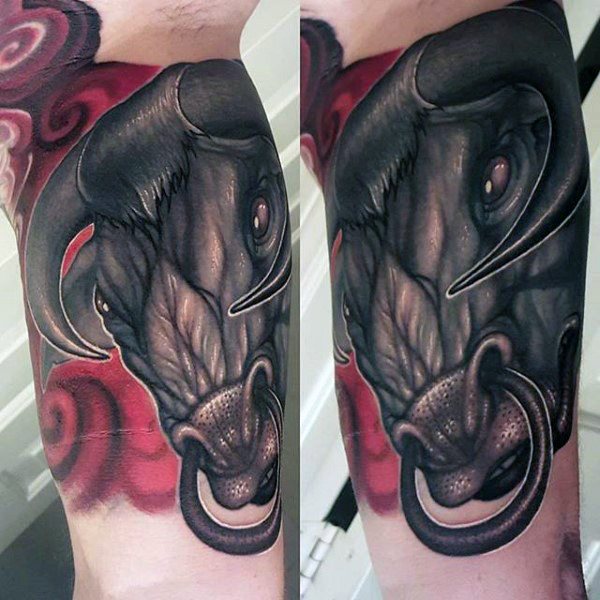 tatuaje toro para hombre 11