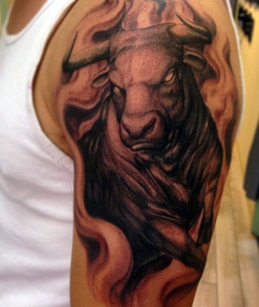 tatuaje toro para hombre 32