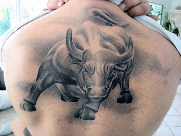 tatuaje toro para hombre 42