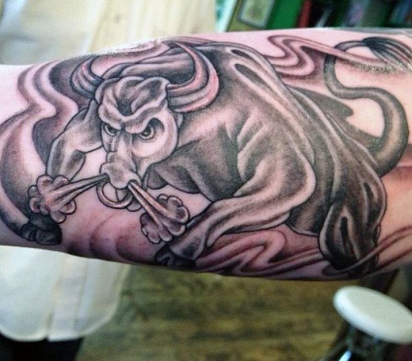 tatuaje toro para hombre 46