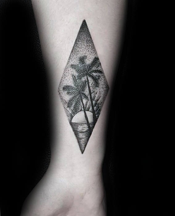 pequeno tatuaje arbol para hombre 07