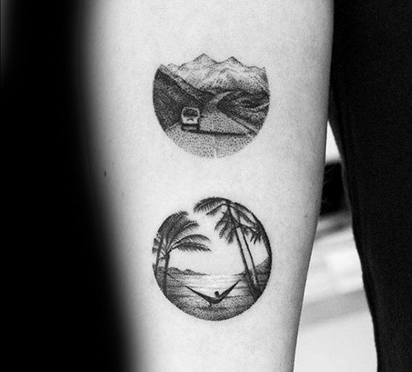 pequeno tatuaje arbol para hombre 22